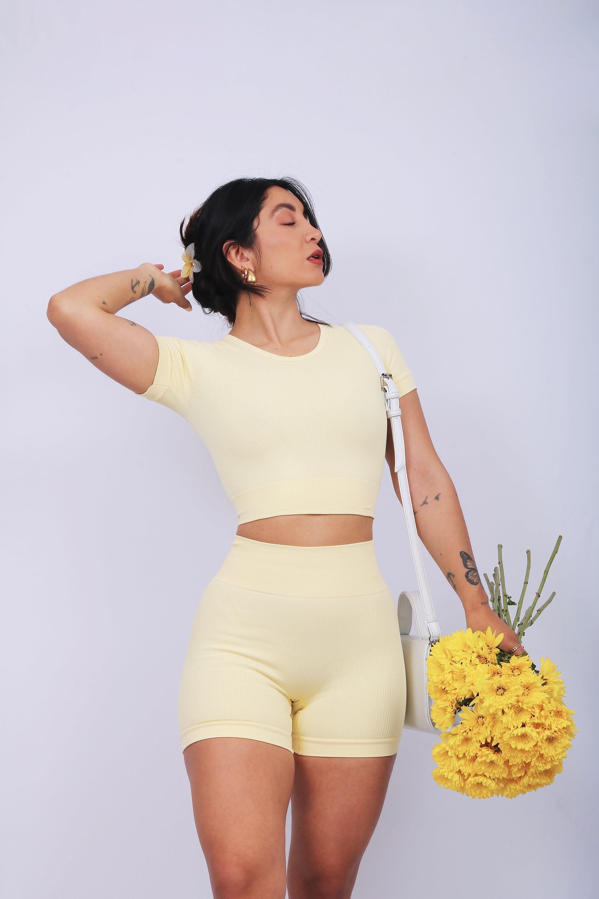 SET SHORT KYLIE BUTTER YELLOW (push up interno)