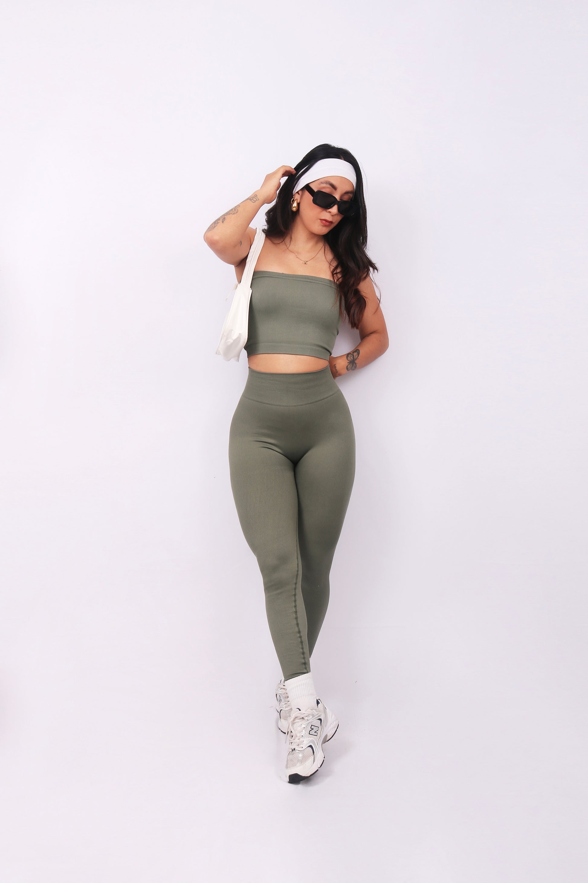 SET LOVE GREEN