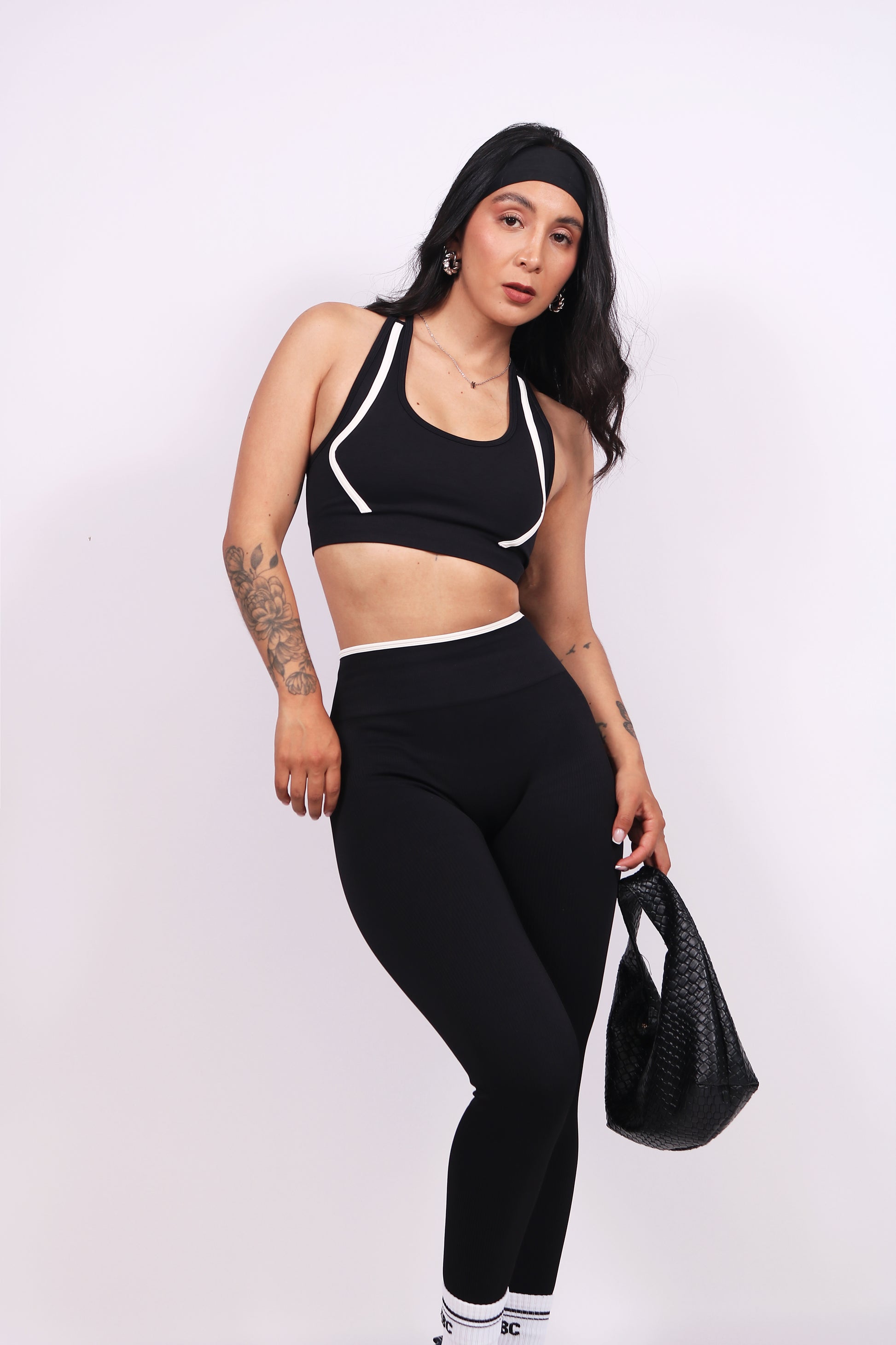 SET GIGI BLACK