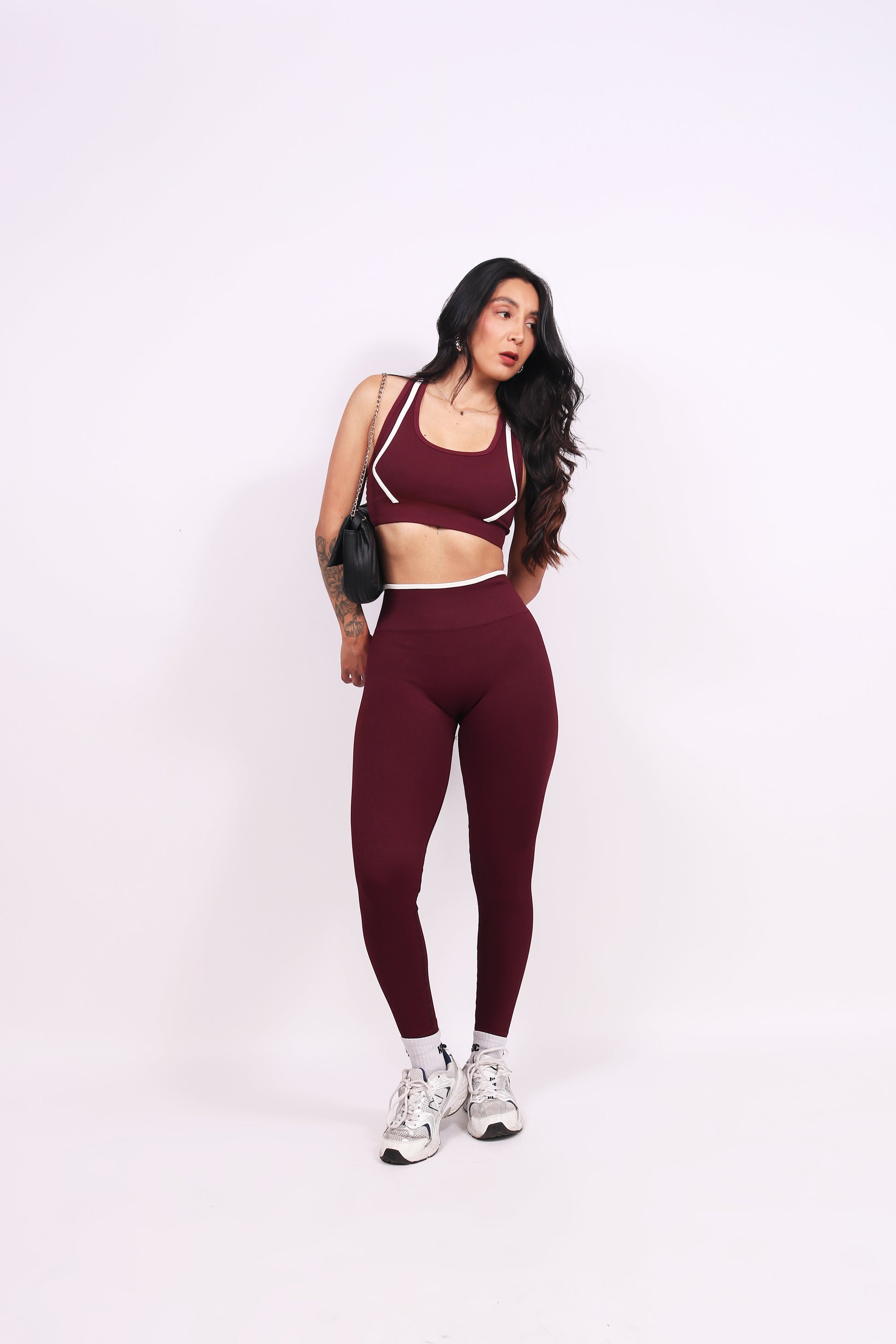 SET GIGI BURGUNDY