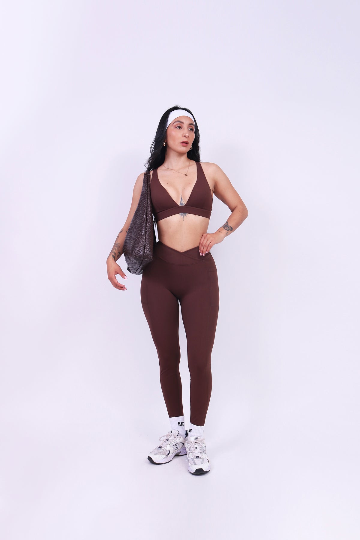 SET IDORA BROWN