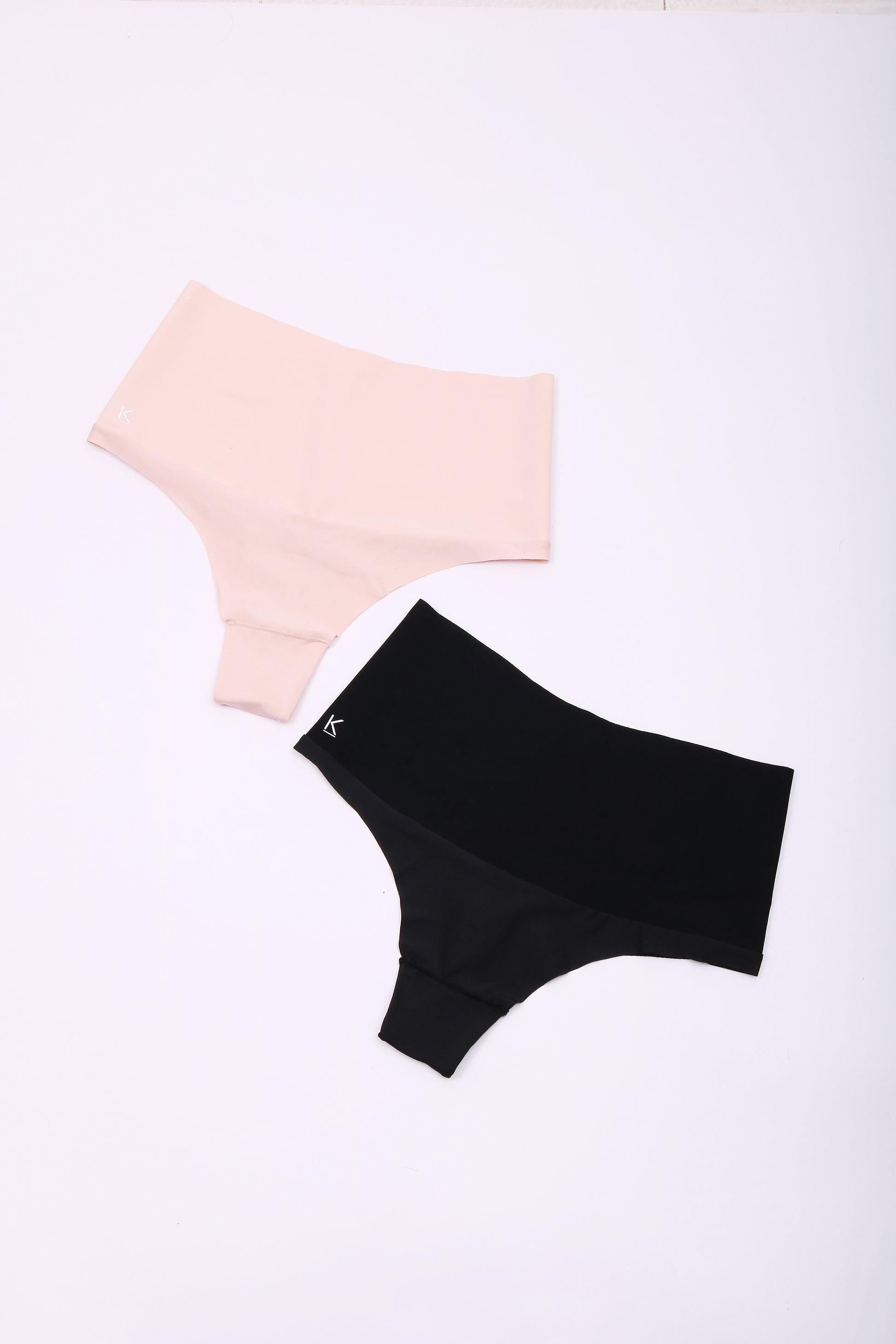PANTIES TANGA TIRÓ ALTO (PACK X2)