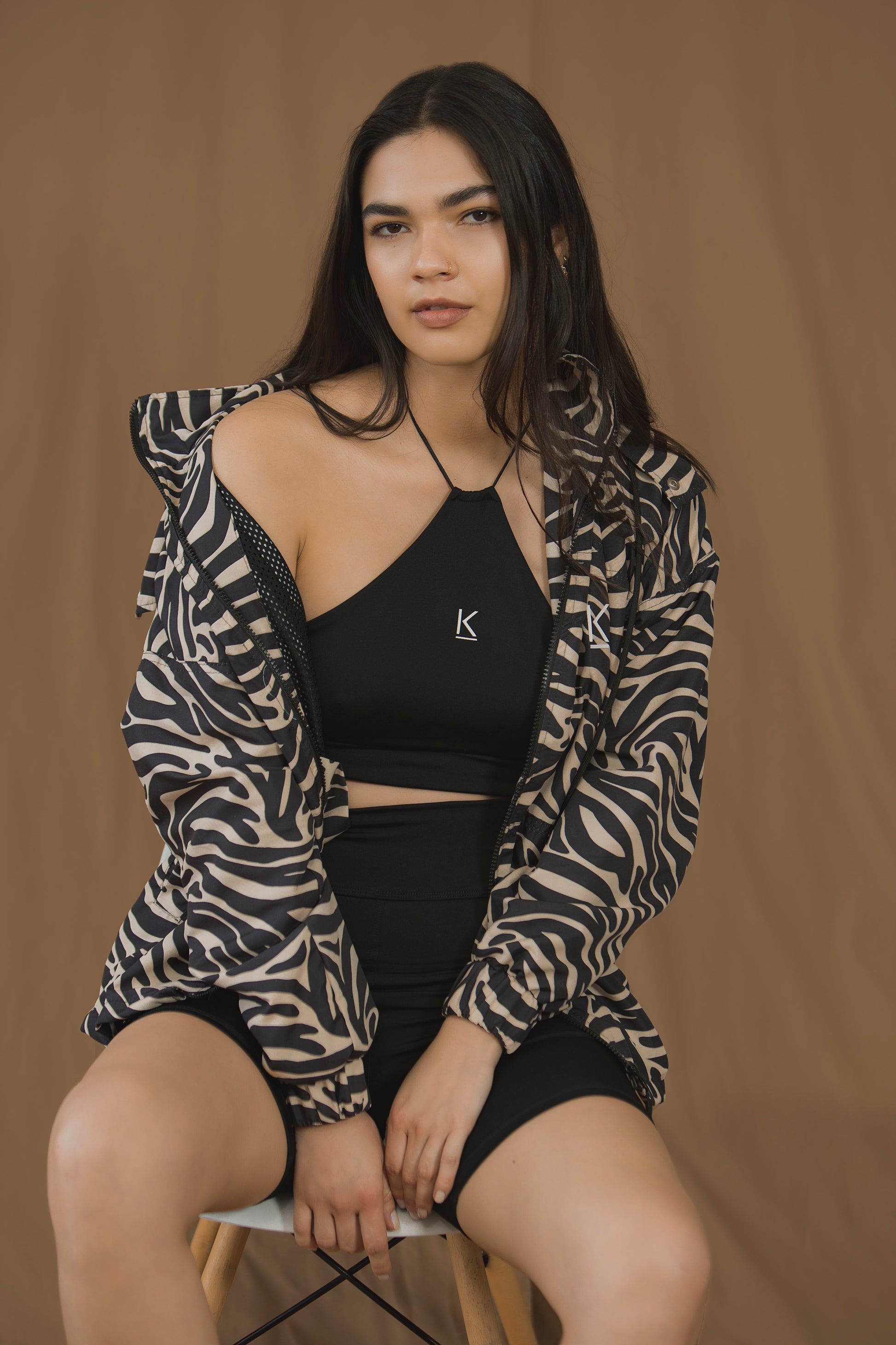 TOP BLACK TRIANGLE